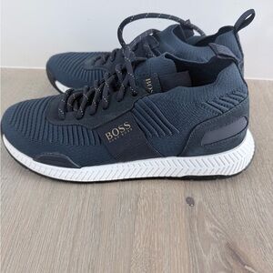 BOSS Men's Dark Blue Knit Sneakers size 9